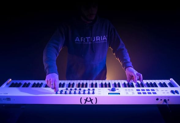 Arturia KeyLab Essential 88 Arturia KeyLab Essential 88